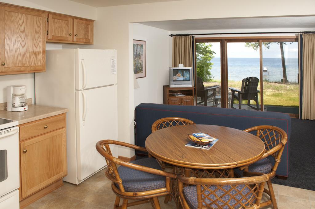 The Shallows Resort Egg Harbor Exterior foto