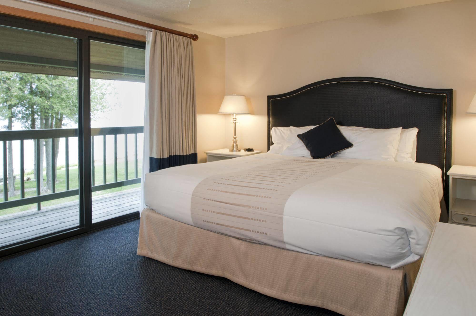 The Shallows Resort Egg Harbor Exterior foto